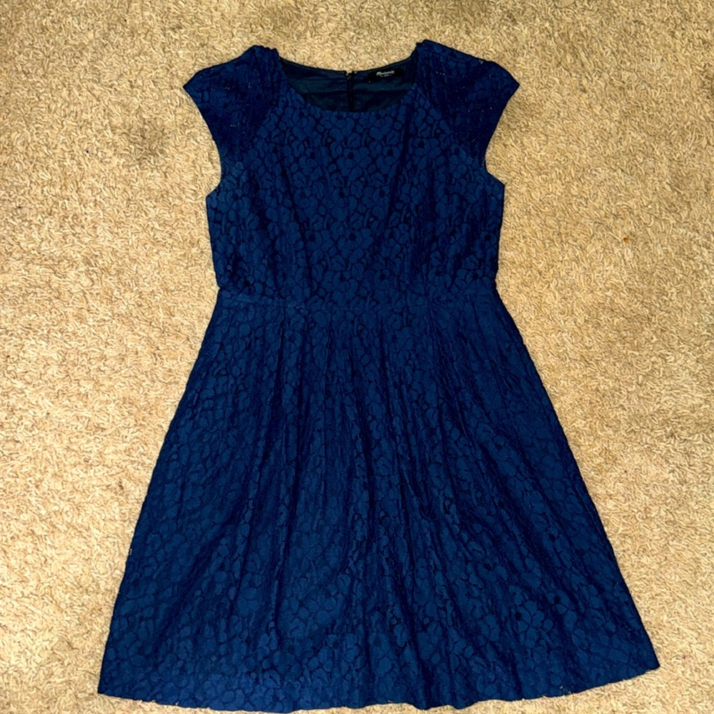 Madewell dress. Navy. Pockets.